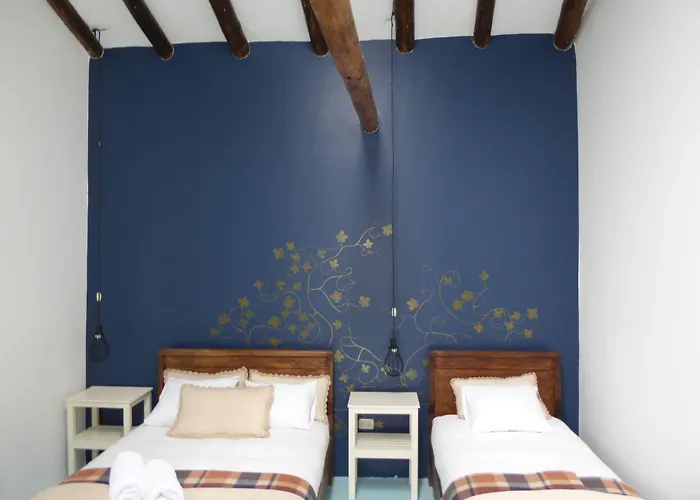 Ninos Meloc Hotel 2*